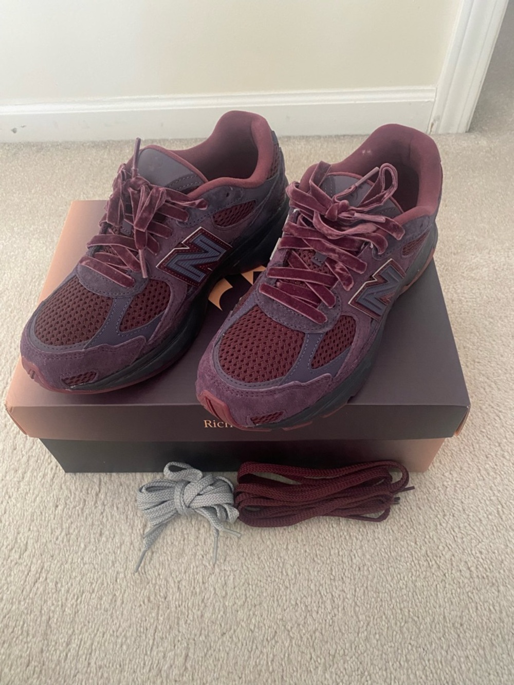 New Balance Abzorb 2010 Sneakers